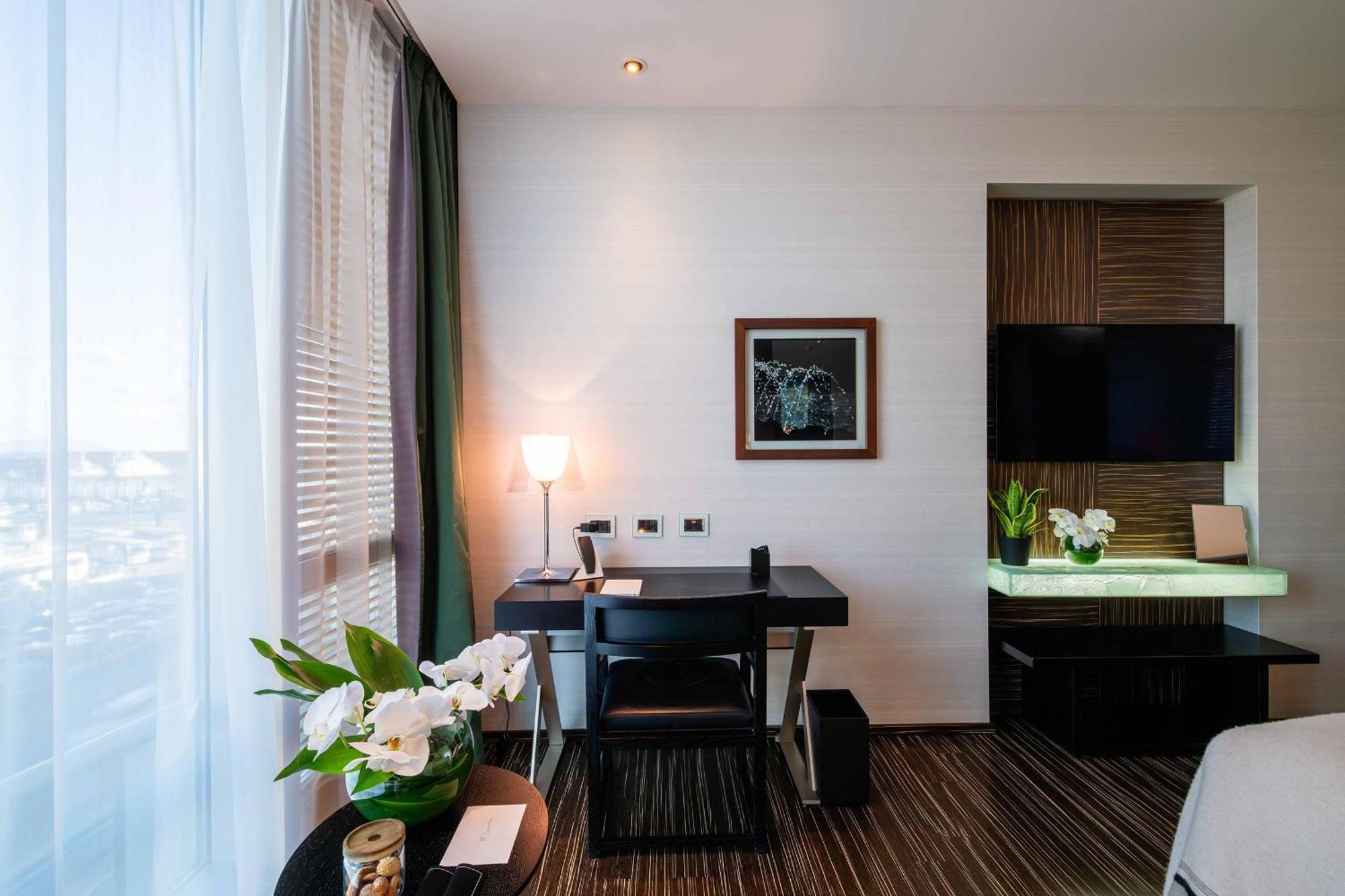 Hotel Romeo Napoli Exteriér fotografie